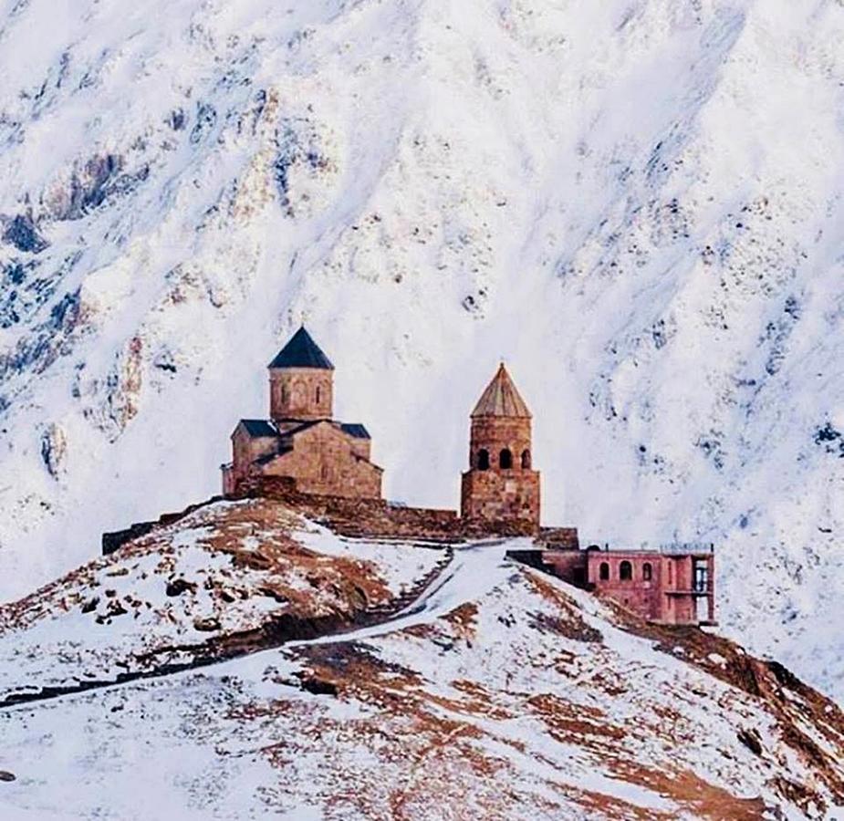 Гостевой дом Нино Хетагури Казбеги Экстерьер фото